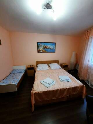 Гостиница Уютный Дворик Туапсе Семейный номер-2