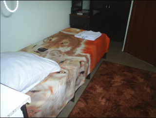 Гостиница Уютный Дворик Туапсе Бюджетный двухместный номер с 2 отдельными кроватями-1